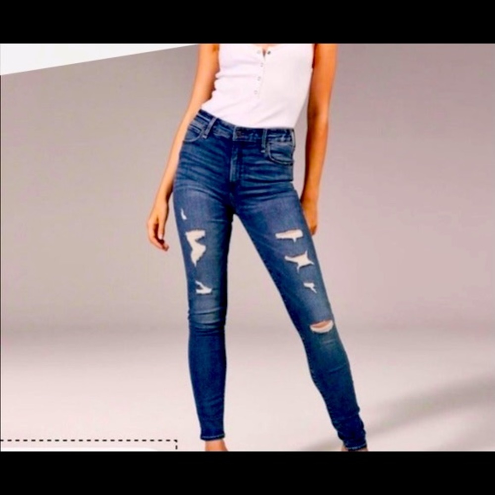 A&F: ‘Simone’ High-Rise Super Skinny Jeans